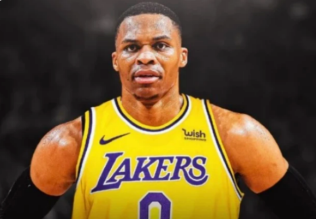  爵士重建交易送走米切尔至骑士  