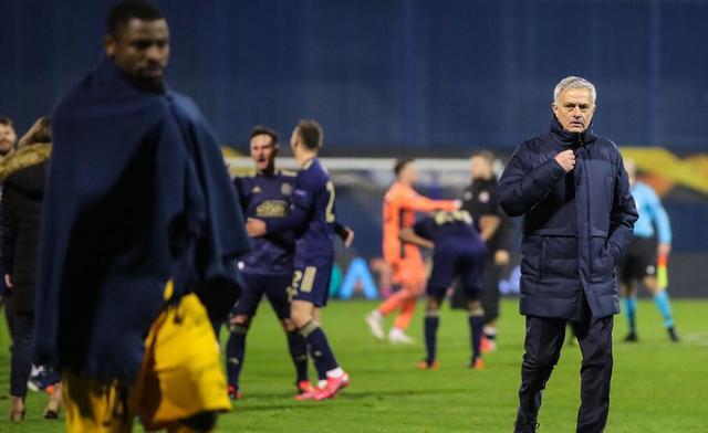  罗马主场不敌弱旅，穆里尼奥直言球队失去斗志  